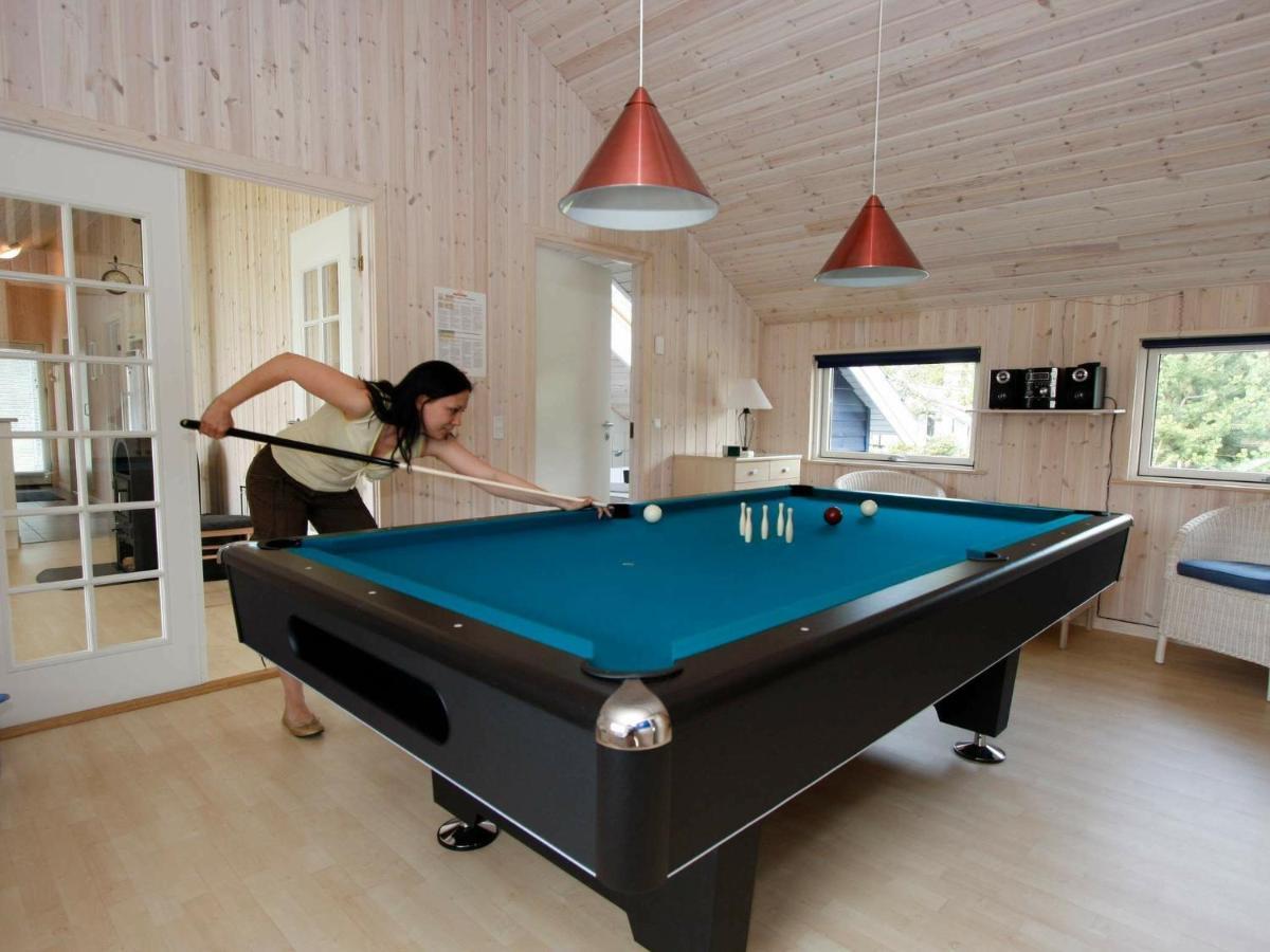 10 Person Holiday Home In R Dby Kramnitse Exteriör bild
