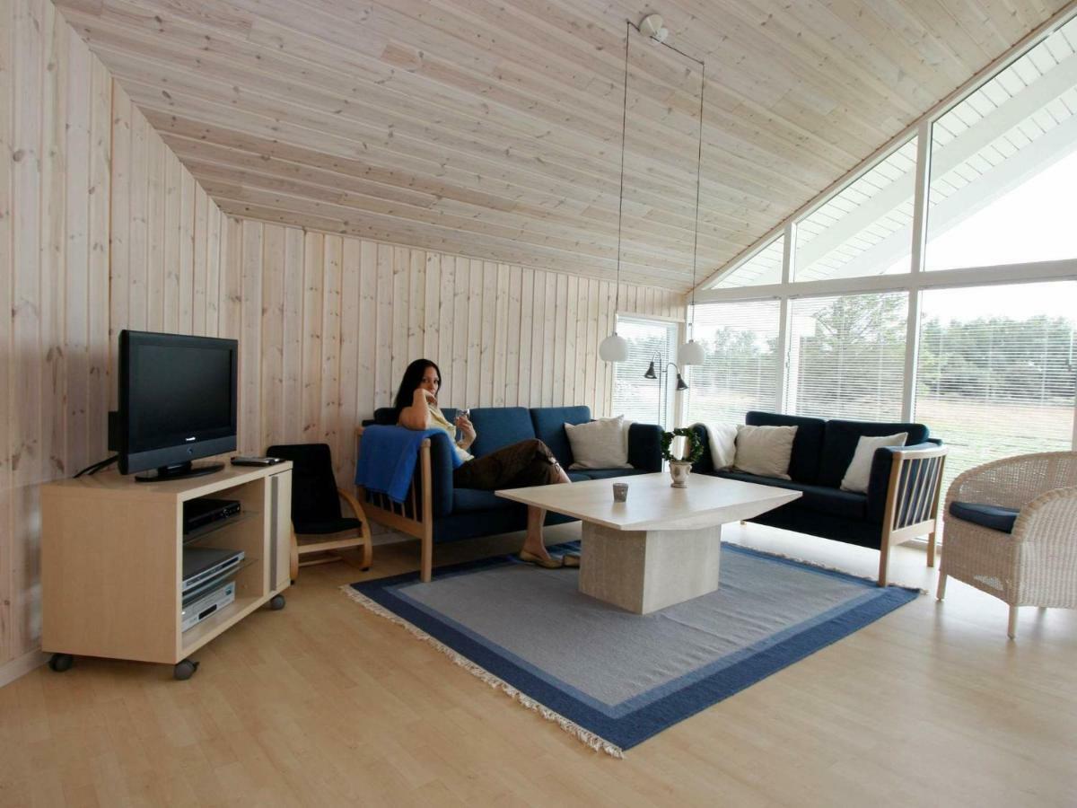 10 Person Holiday Home In R Dby Kramnitse Exteriör bild